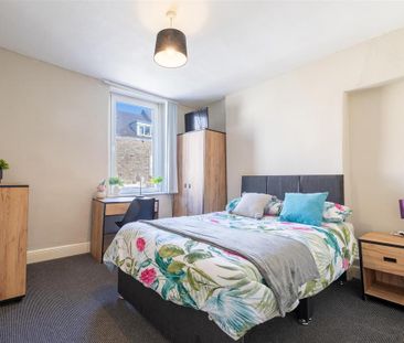 3 bedroom private hall to rent - Photo 5