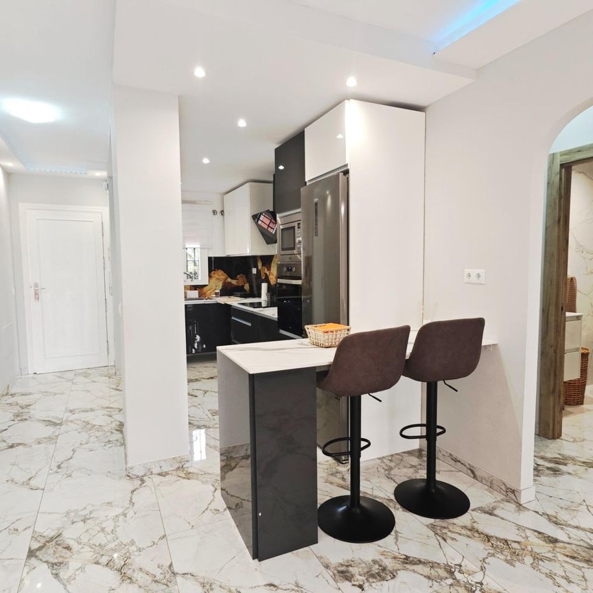 Apartamento planta baja en alquiler en Mijas - Photo 1