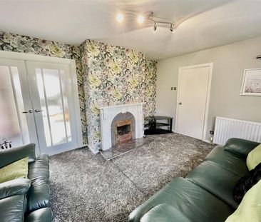 4 Green Island Park, - Photo 1