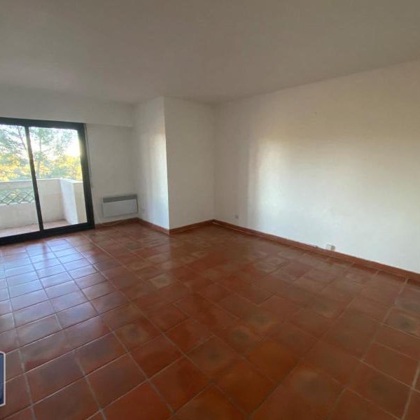 Location Appartement 2 pièces 43m² MOUGINS 06250 - Photo 1