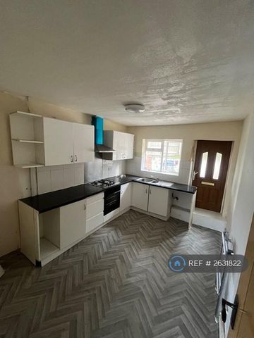 3 bedroom bungalow to rent - Photo 2