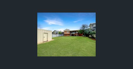 Family-Friendly North Hill Home with Excellent Outdoor Space - Photo 2