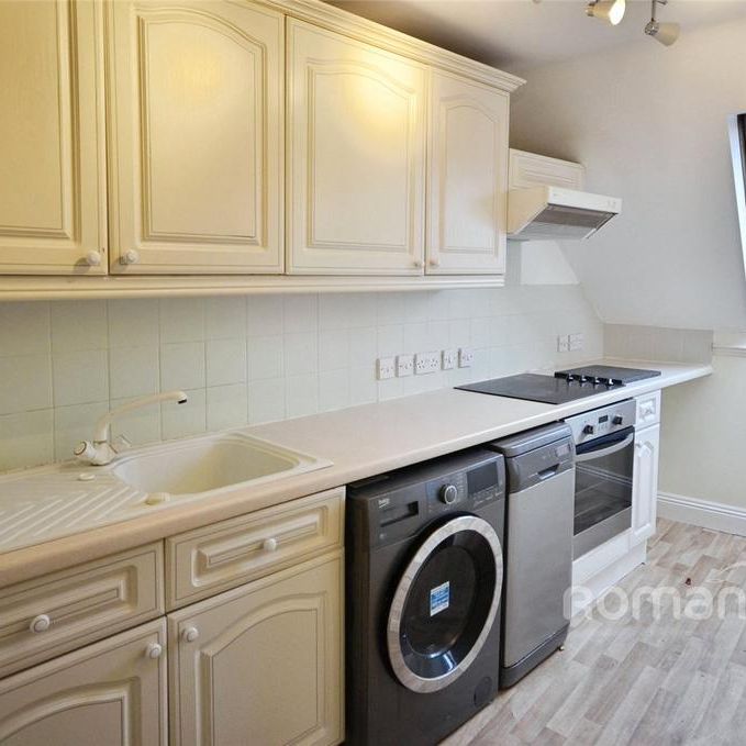 2 bedroom flat to rent - Photo 1