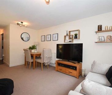 Siena Drive, Crawley, RH10 - Photo 6