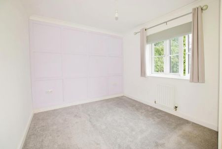 3 bedroom semi-detached house to rent - Photo 5