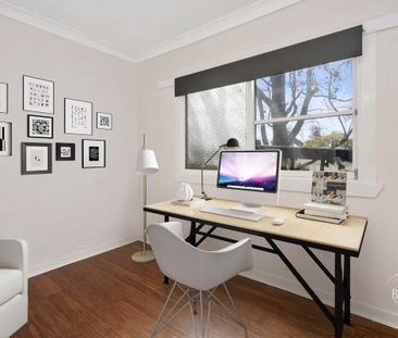 111 Old Bells Line Of Road, Kurrajong NSW 2758 - House For Rent | D... - Photo 3