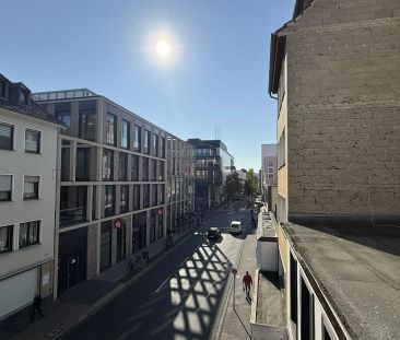 KREFELD-CITY - ERSTBEZUG NACH SANIERUNG: MODERNE 3-ZIMMERWOHNUNG MI... - Photo 1