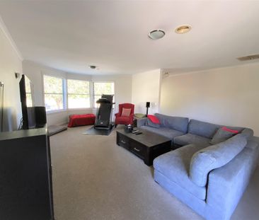 877 Tenbrink Street, GLENROY NSW 2640 - Photo 2