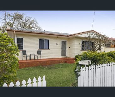 22 Welcombe Avenue, Rockville, Qld 4350 - Photo 6