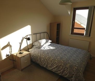 Apt 8, 5 Galway Park, Dundonald, BT16, Belfast - Photo 2