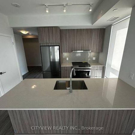 Burnhamthorpe/Confederation Brand New 2Bdrm +Den Modern Kitchen - Photo 4