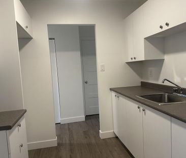 GRAND 4½|INTERNET-CHAUFFAGE-EAU CHAUDE - Photo 1