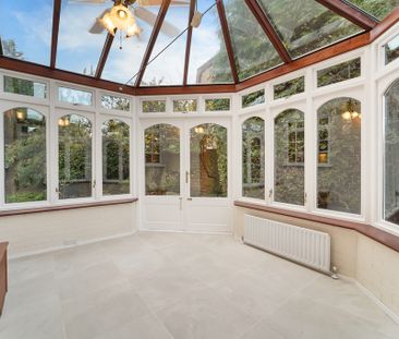 Cambridge Avenue, KT3, London - Photo 2