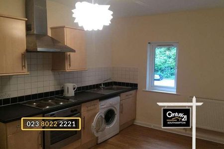 |ref: |, Portswood Road, Southampton, Hampshire, SO17 - Photo 2