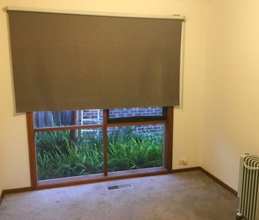 Mount Waverley - Photo 6