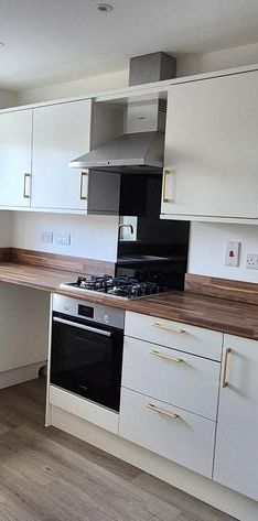 2 bedroom property to rent - Photo 2