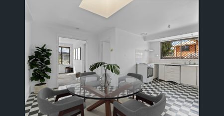 Practical Family Home - Photo 2