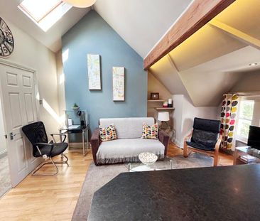 2 bedroom penthouse to rent - Photo 1