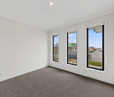 7 Noir Street, Clyde VIC 3978 - House For Rent | Domain - Photo 6