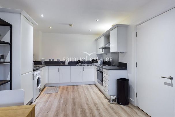 1 bedroom flat to rent - Photo 1