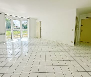 Appartement T2 près de LE COUDRAY MONTCEAUX à louer - Photo 2
