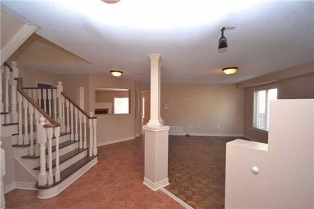 For Lease - 79 Gray Park Drive, Caledon, Ontario - Photo 3