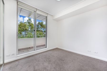 680/4 The Crescent, 2127, Wentworth Point Nsw - Photo 5