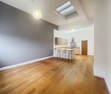 Two-Bedrooms Apartment - Photo 1