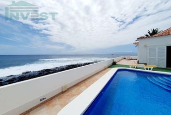 3 room luxury Villa for rent in Adeje, Spain