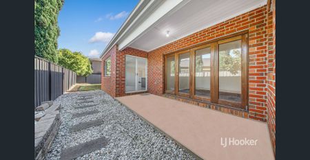 Versatile Living, Modern Comforts and Superb Convenience Near Schools & Shops! APPLICATIONS NOW OPEN - Photo 4