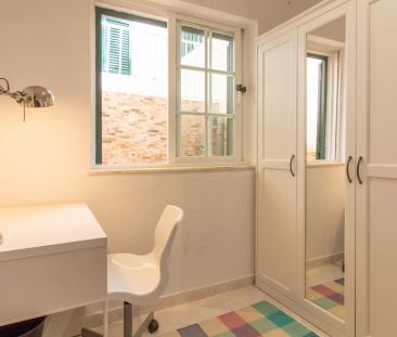 Cosy room for rent in 5-bedroom house in Restelo - Photo 2