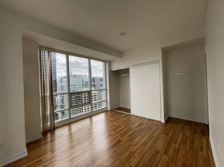 COLLEGE PARK PHASE II: Bay & College (761 Bay St) AD#103405 - Photo 3