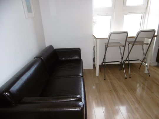 Flat 8, 75 Urquhart Road, AB24 5ND, Aberdeen - Photo 1