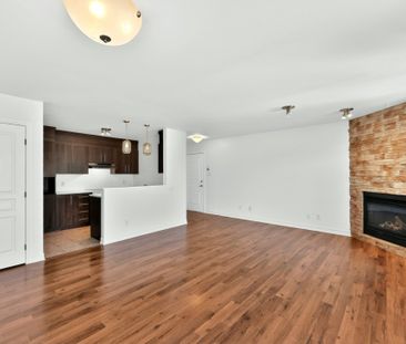 Appartement à louer - Laval (Chomedey) (Autres) - Photo 1