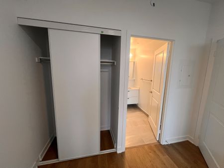 For Lease - 30 Upper Mall Way Unit# 2108, Vaughan, Ontario - Photo 5