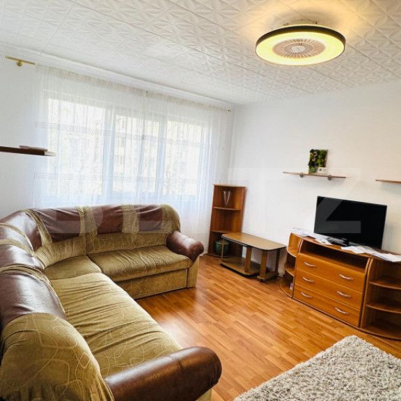 Apartament de inchiriat, 3 camere, etaj 2, 65 mp - zona Astr - Fotografie 1