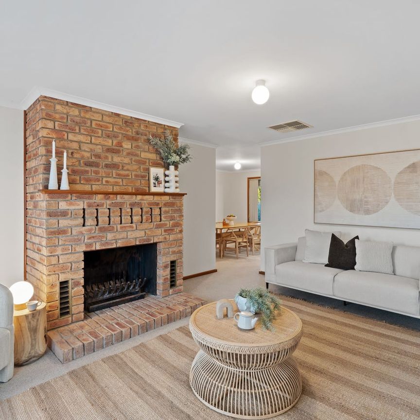 Beachside Family Entertainer with Workshop - Photo 1
