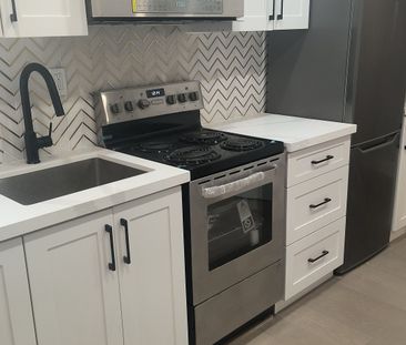 For Lease - 551A Kennedy Road Unit# Upper 2, Toronto, Ontario - Photo 1