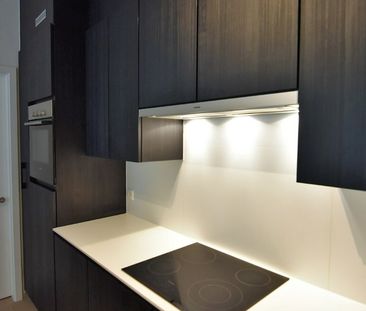 Modern gelijkvloers appartement tegenover park Pastoorsbos Beveren - Foto 1