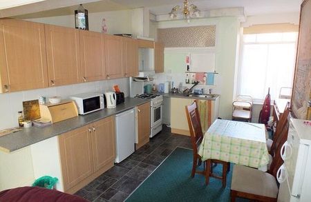 Room 7, Columbus Ravine, Scarborough - Photo 3