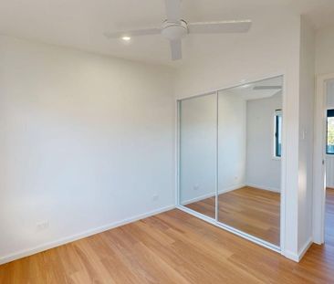 20a Boston Close, Cardiff NSW 2285 - Photo 2