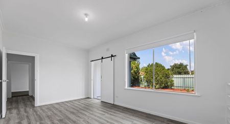 The Family Home - Photo 5