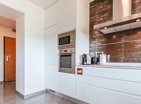 Avenida República da Bulgária, Lisbon, Lisbon 1950-375 - Photo 2