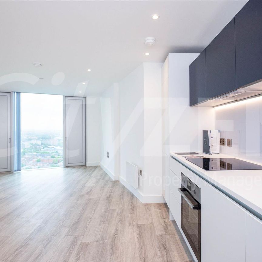 11 Silvercroft Street, Manchester - Photo 1