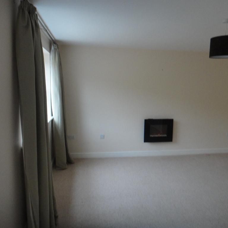 3 bedroom townhouse to rent - Photo 1