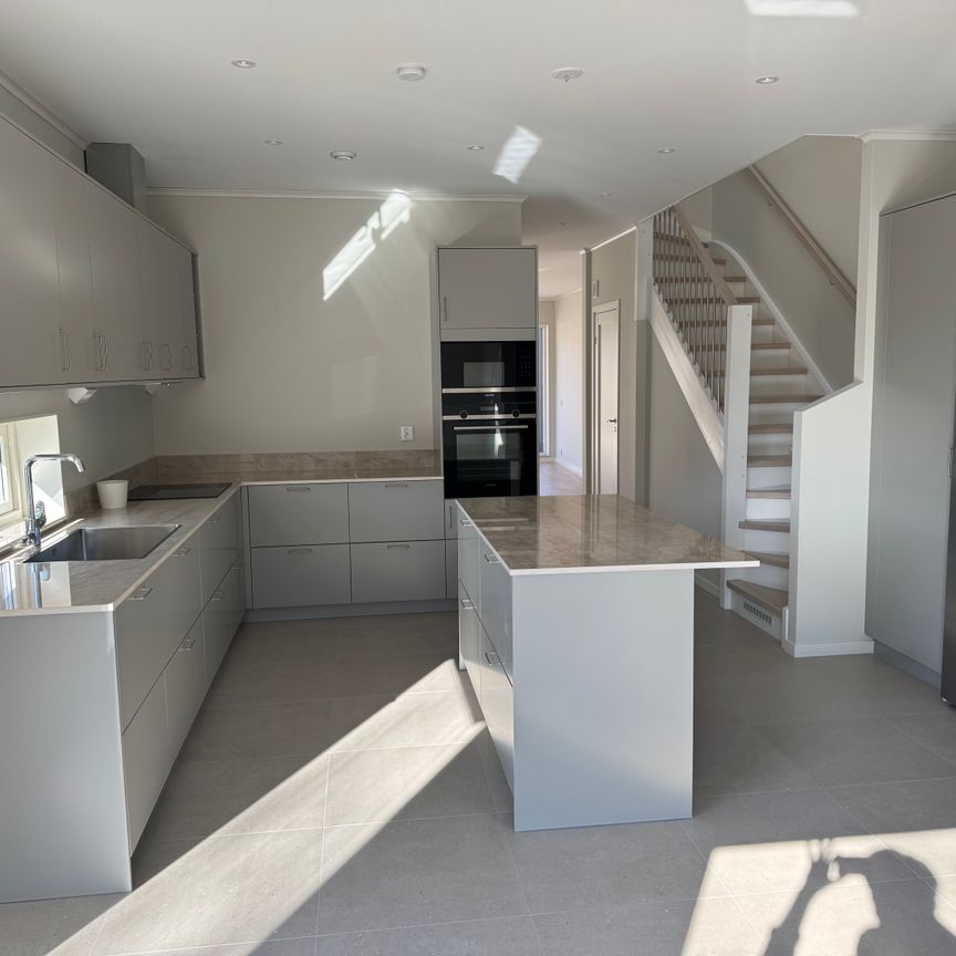 Malvastigen, Sollentuna - Foto 1