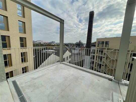 Appartement te huur - Photo 1