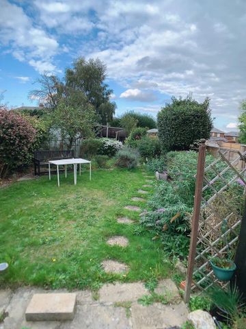 1 bedroom in a house share to rent - Photo 5