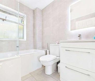 Harlech Road, Blackwater, Camberley, Hampshire, GU17 - Photo 1