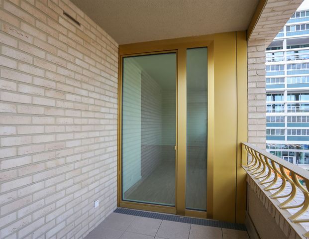 QH Crown: Großzügige 2-Zi.-Wohnung mit Blick auf den zukünftigen Nordhafenplatz - Foto 1